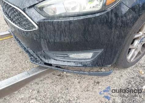 2015 Ford Focus Se z USA, uszkodzony, nr VIN 1FADP3K21FL213775